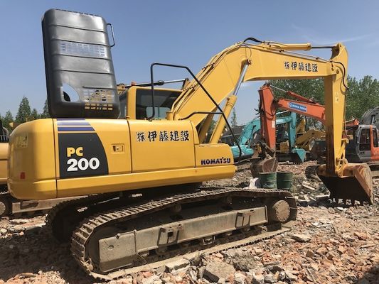 PC200-8 تستخدم حفار كوماتسو المزود