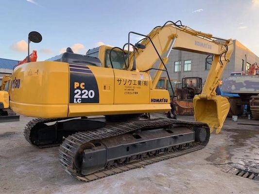 6.7L الإزاحة 134kw كوماتسو PC220-8 22T حفارات مستعملة المزود