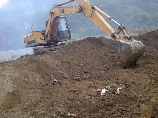 2002 سنة 80.3kw 0.5cbm دلو E120B تستخدم حفارة CAT المزود