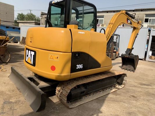 0.3m3 دلو 5800kg كاتربيلر 306D تستخدم حفارة مجنزرة المزود